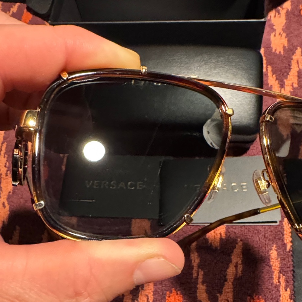 VERSACE VE2233-147087 Authentic
Sunglasses Havana / Dark Grey 
60 mm unisex - Picture 8 of 16
